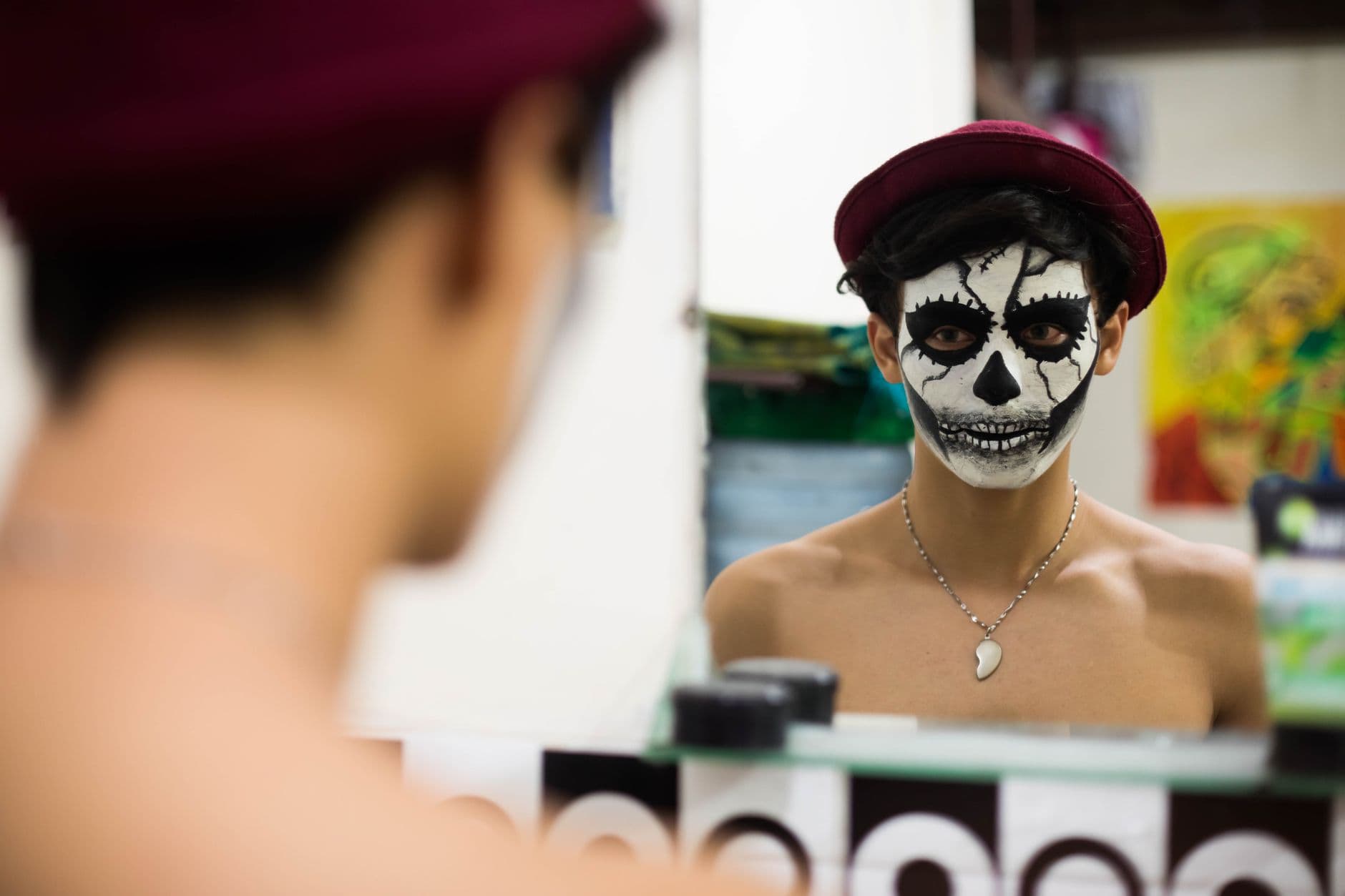 Maquillaje de Halloween, pelucas y accesorios: guía 2026